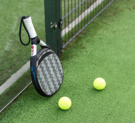 construction court de tennis à Nîmes